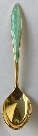 Forgylt mokkaskje 925 sølv med turkis emalje 9,5 cm.