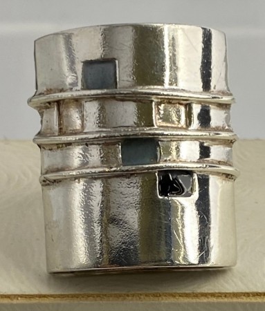 Embla 925 sølv ring med emalje.(25)