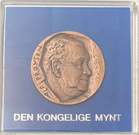 Alf Prøysen 1971 i bronse. (liten)