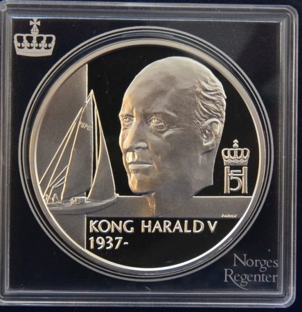 Norges Regenter: Kong Harald V 1937 -